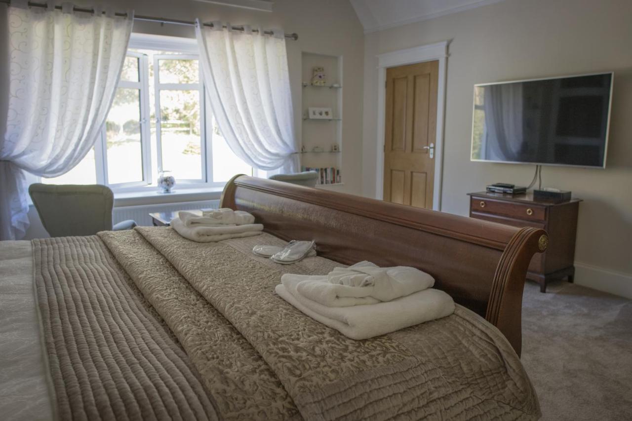 Matlock House Bed and Breakfast Hawkinge Buitenkant foto